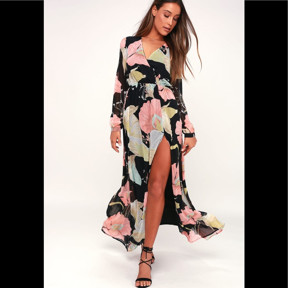 NWT Lulus long sleeve dress
